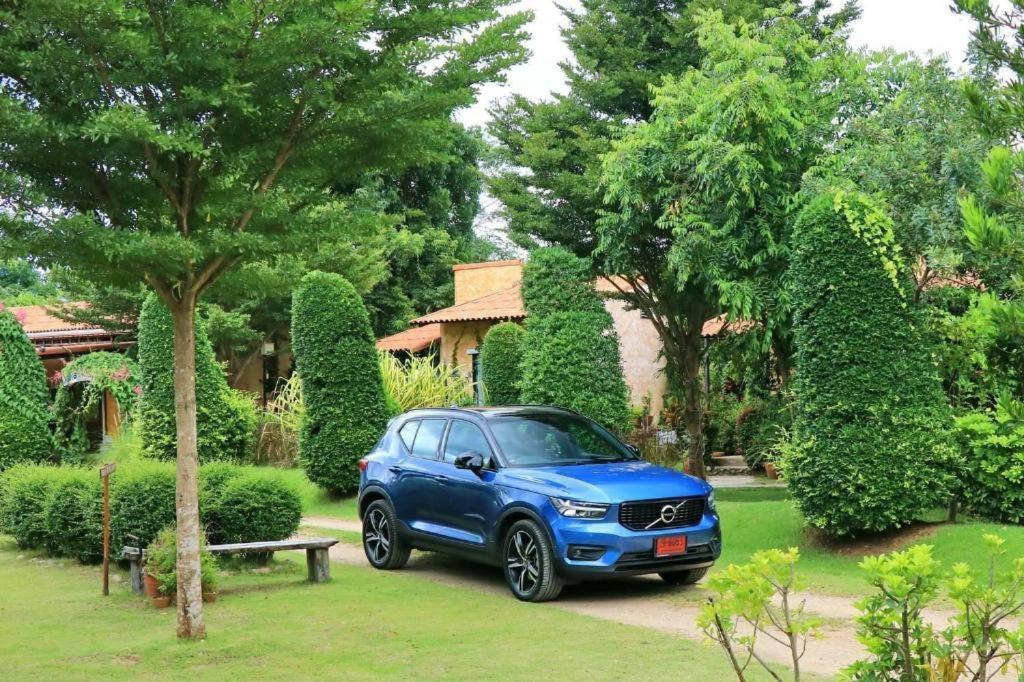 Villa Tuscany Country Resort Suan Phueng Exterior photo