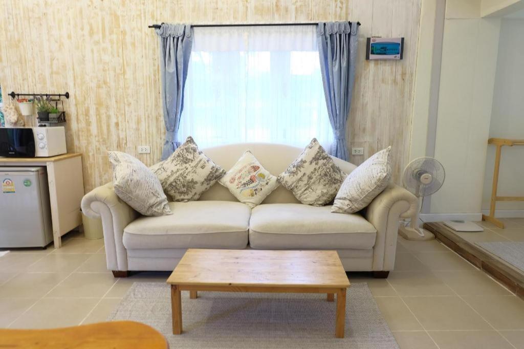Villa Tuscany Country Resort Suan Phueng Exterior photo